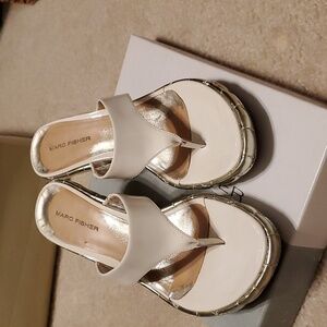 Marc Fisher Odeel Platform Thong Sandal Size 6.5